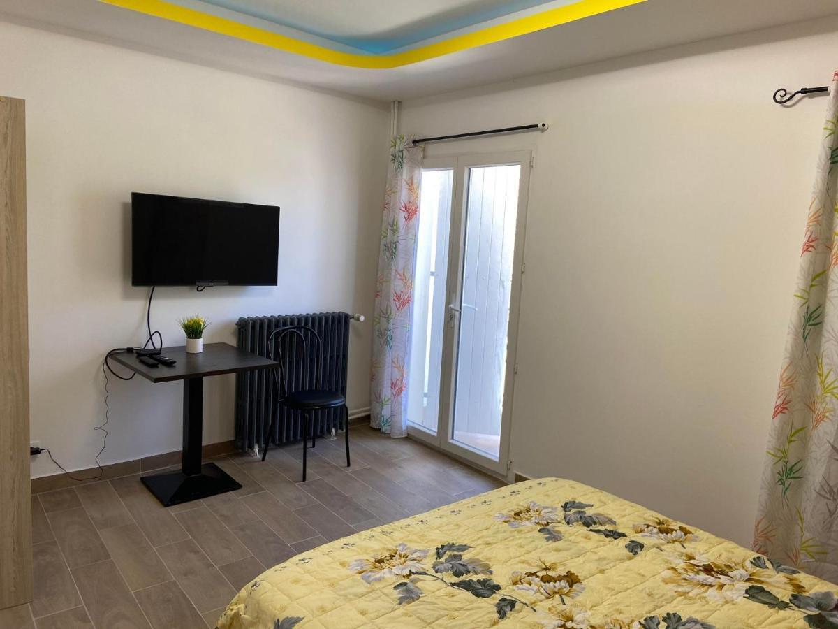 Prayssac Chambres Pour 1 Ou 2 Personnes מראה חיצוני תמונה